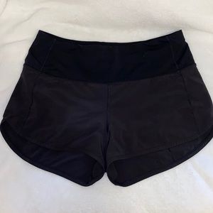 Lululemon Speed Up 2.5” Shorts (high-waisted)